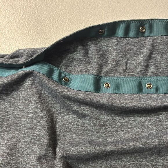 Lululemon scarf shawl wrap - Picture 4 of 4